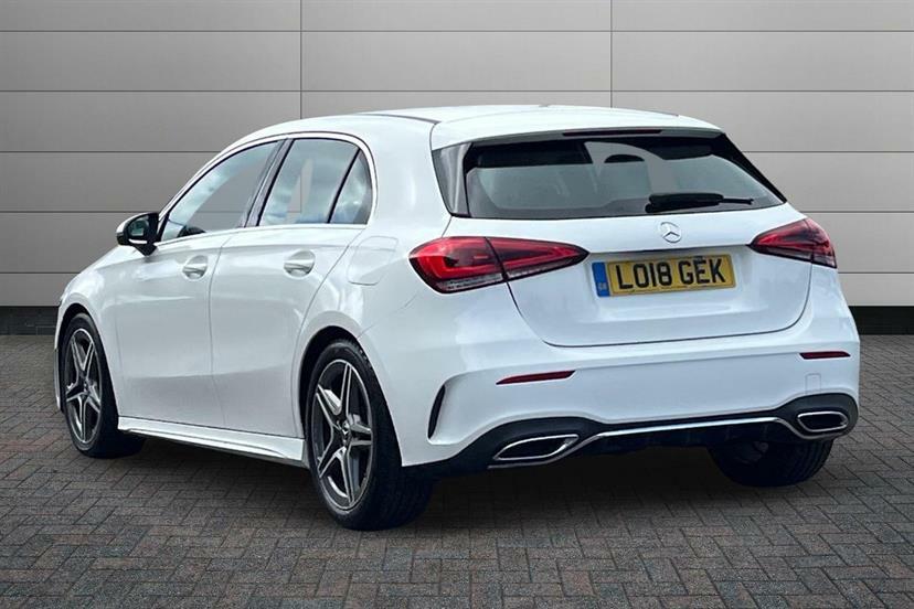 Mercedes-Benz A Class A 160 Sport Edition Red #2