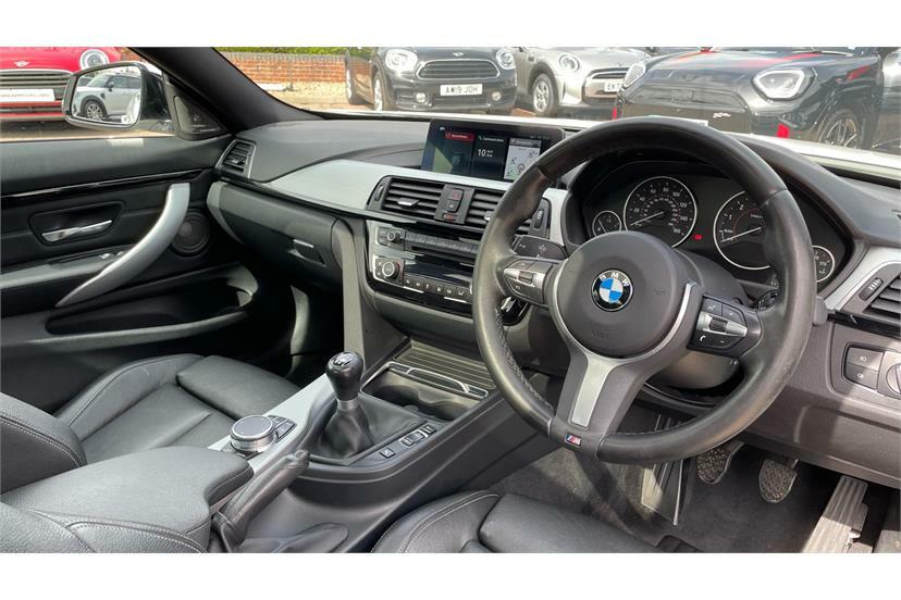 BMW 4 Series 420I M Sport Professional Media White #6