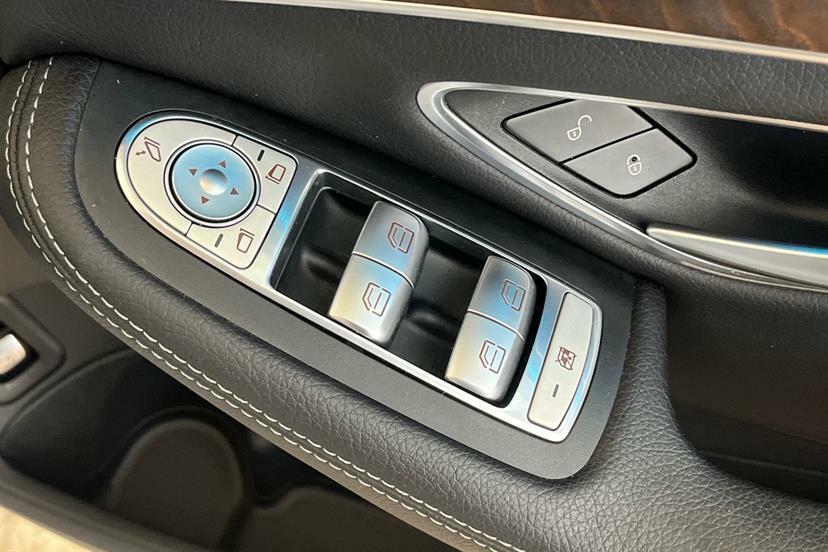 Mercedes-Benz C Class C 220 D Amg Line Premium Blue #27