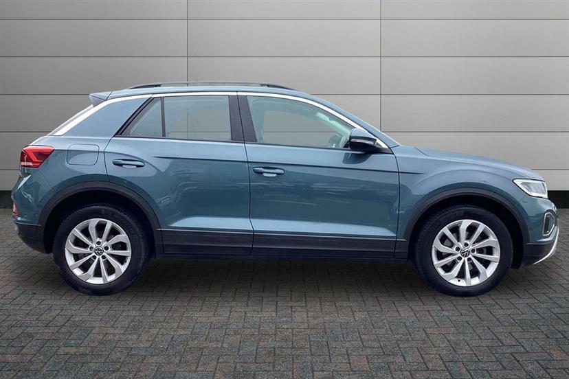 Volkswagen T-Roc 1.0 Tsi 110 Active Black #4