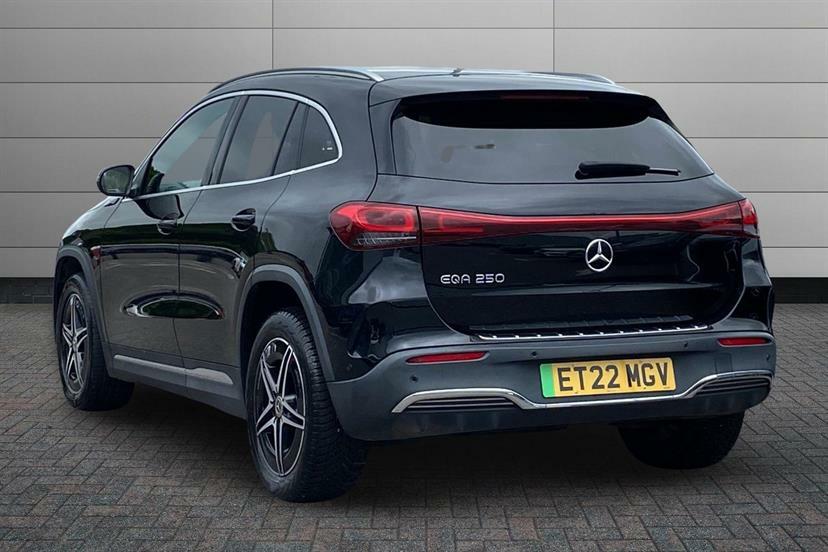 Mercedes-Benz EQA 250 140Kw Amg Line 66.5Kwh Black #2