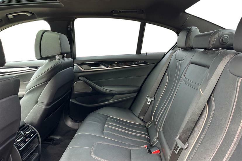 BMW 5 Series M Sport Grey #9