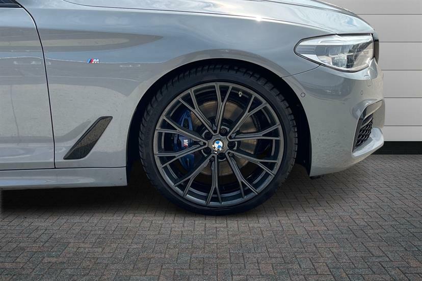 BMW 5 Series 530D Xdrive M Sport Grey #4