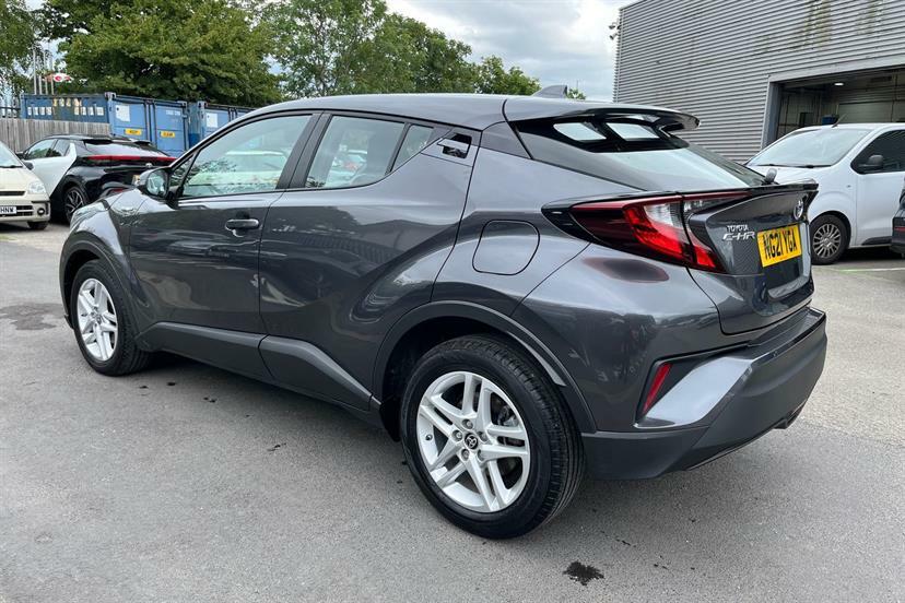 Toyota C-Hr Design White #18