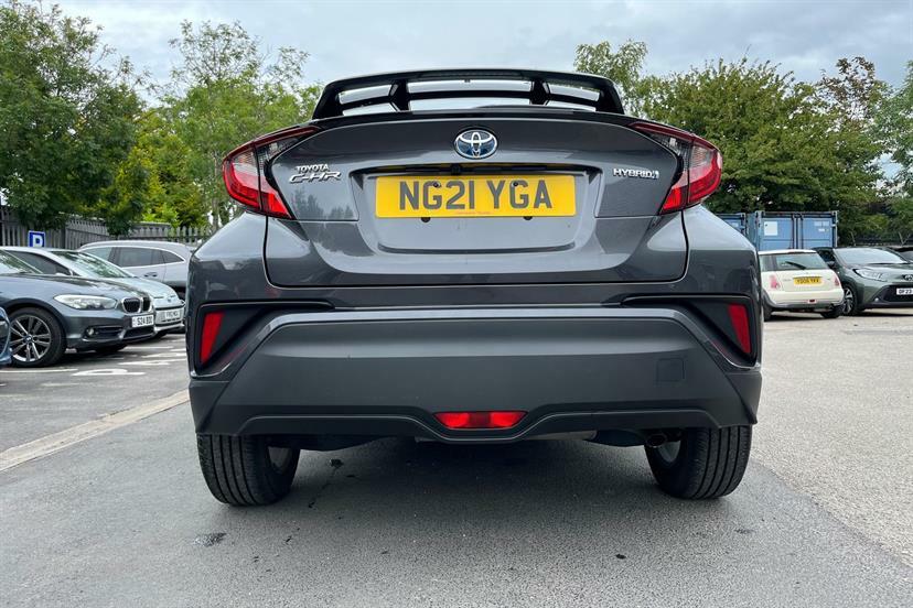 Toyota C-Hr Design White #17