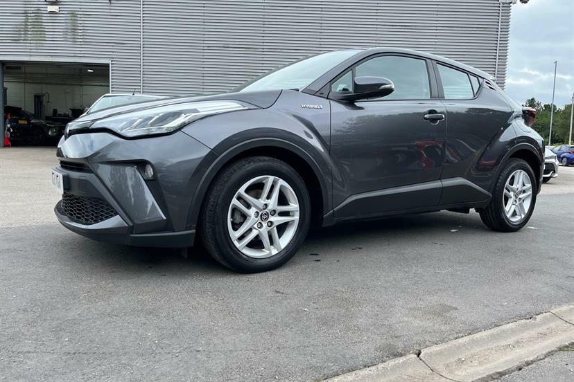 Toyota C-Hr Design White #19