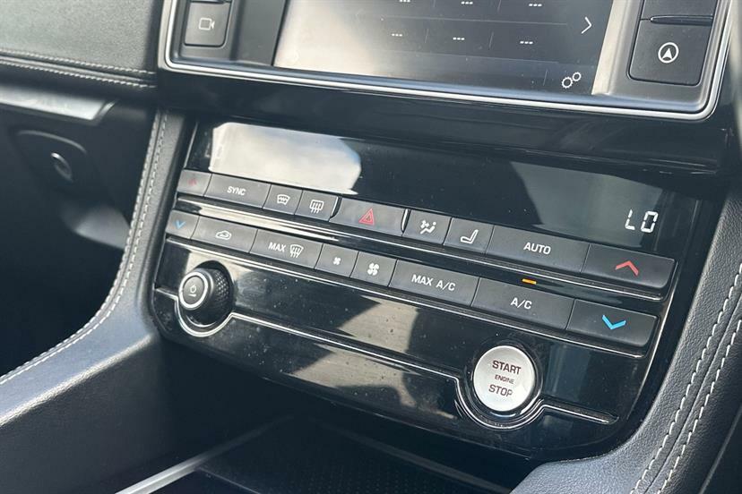 Jaguar F-Pace I R-sport Awd White #20
