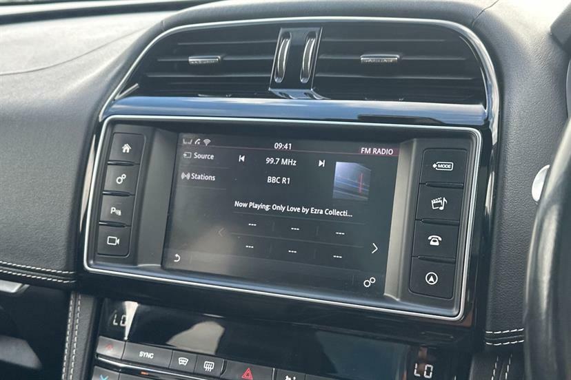 Jaguar F-Pace I R-sport Awd White #19