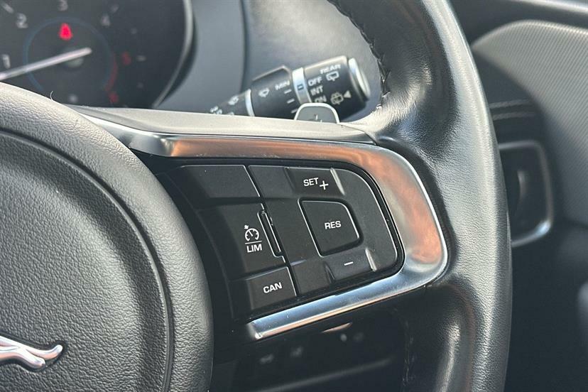 Jaguar F-Pace I R-sport Awd White #18