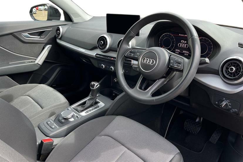 Audi Q2 35 Tfsi Sport S Tronic Cs Black #4