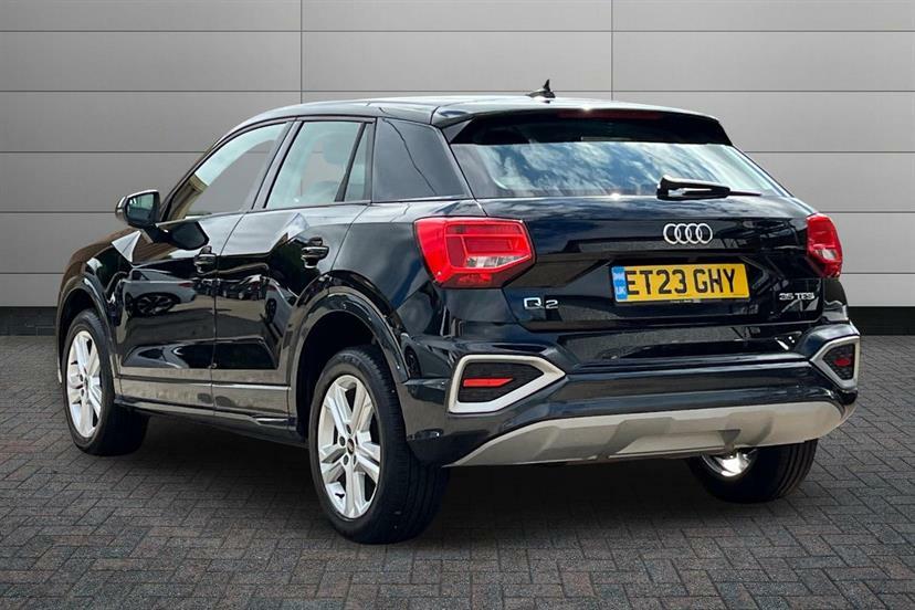 Audi Q2 35 Tfsi Sport S Tronic Cs Black #2