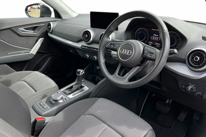 Audi Q2 1.5 Tfsi Cod 35 Sport Suv S Tronic 150 ET23GHY Black #6