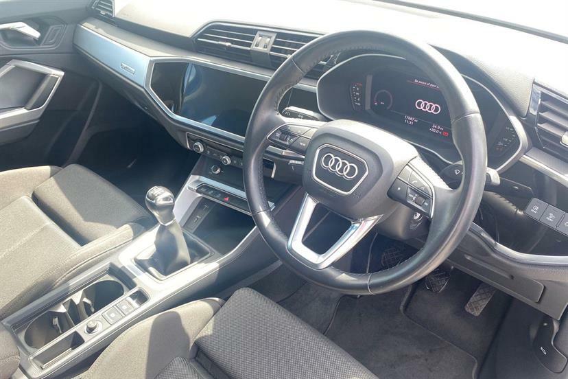 Audi Q3 35 Tfsi Sport White #6