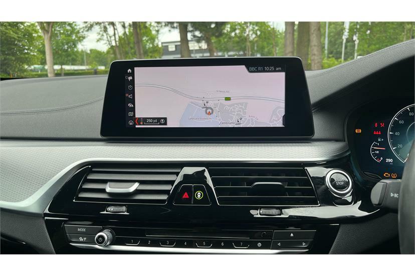BMW 5 Series Saloon Blue #23