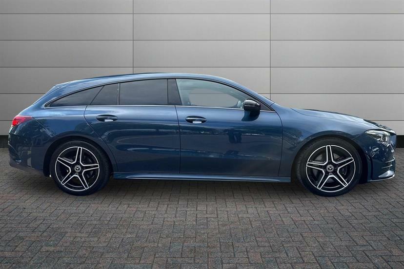 Mercedes-Benz CLA Class 200 Amg Line Executive Tip Blue #3
