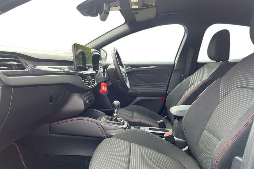 Ford Focus 1.0 Ecoboost Hybrid Mhev St-line X White #2