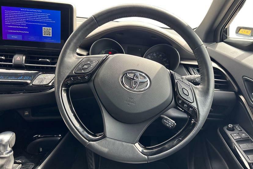 Toyota C-Hr Icon #8
