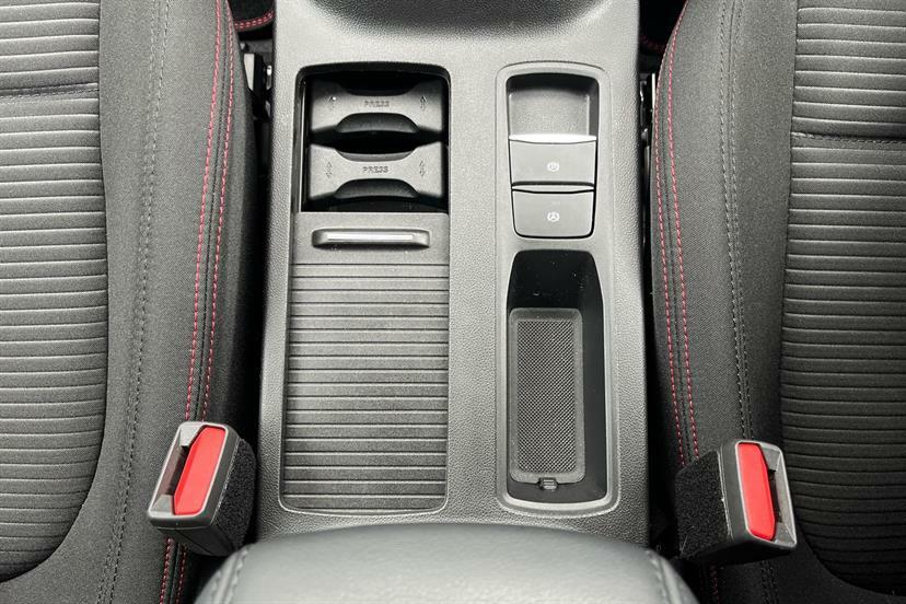 Ford Focus 1.0 Ecoboost Hybrid Mhev 155 St-line X Ed White #18