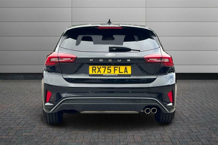Ford Focus 1.0 Ecoboost Hybrid Mhev 155 St-line X Ed White #10