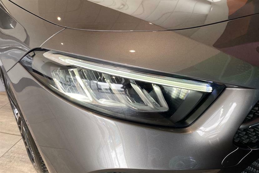 Mercedes-Benz A Class A180 Sport Executive Black #26