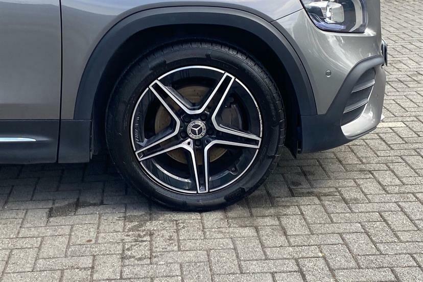 Mercedes-Benz GLB Class 200 Amg Line Premium 7G-tronic Grey #3