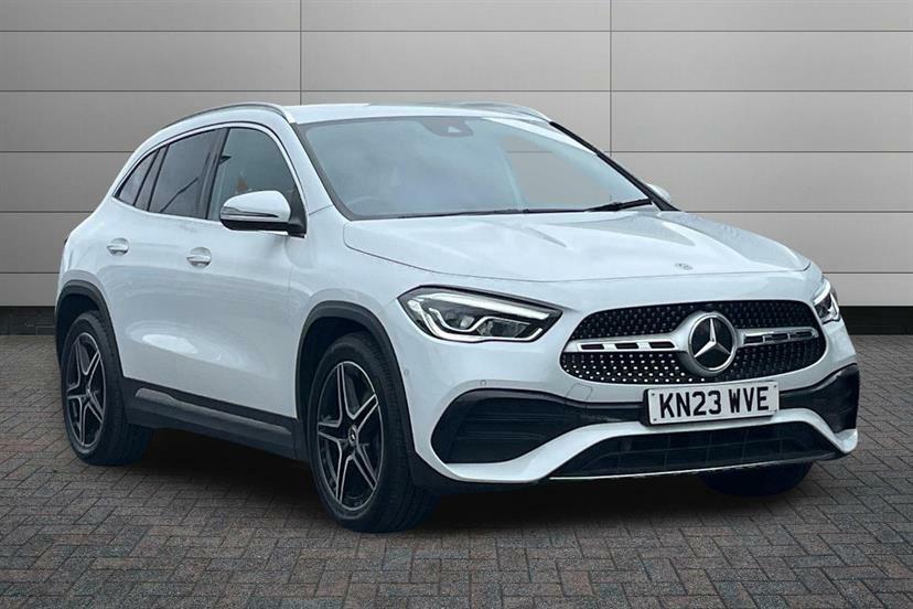 Mercedes-Benz GLA Class 200 Amg Line Premium White