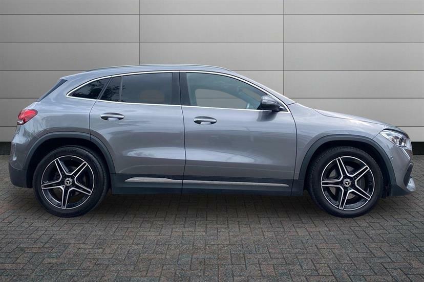 Mercedes-Benz GLA Class 200 Amg Line Premium Grey #3