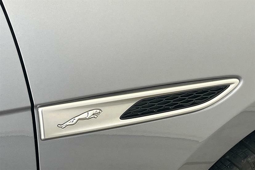 Jaguar F-Pace Jaguar Estate 2.0 D200 R-dynamic Se Aut Black #20