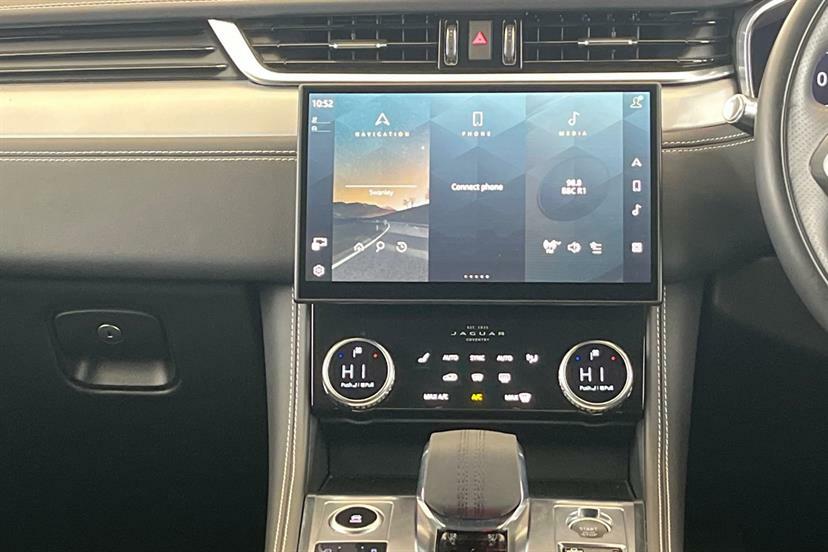 Jaguar F-Pace Jaguar Estate 2.0 D200 R-dynamic Se Aut Black #14