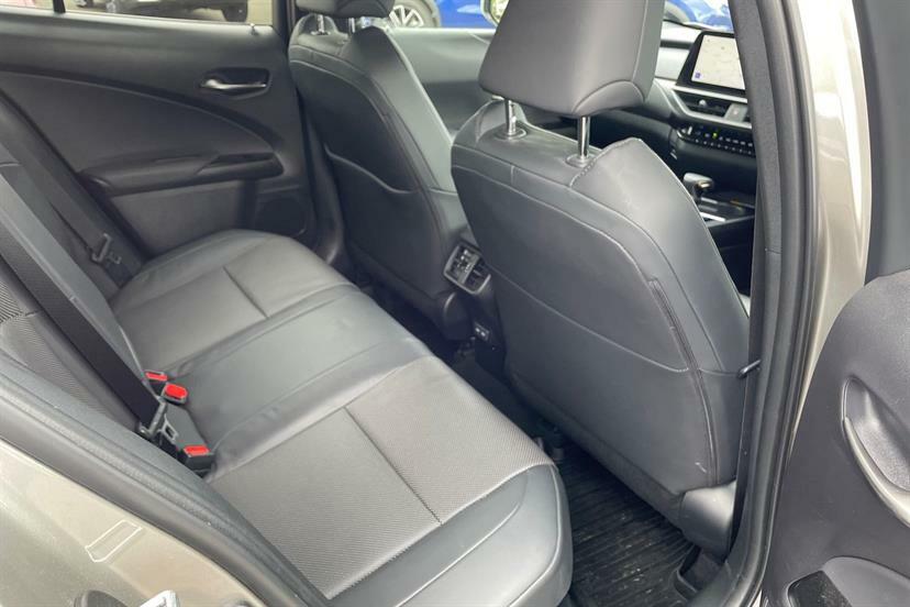 Lexus UX 2.0 250H F Sport Design E-cvt Euro 6 Ss Silver #29