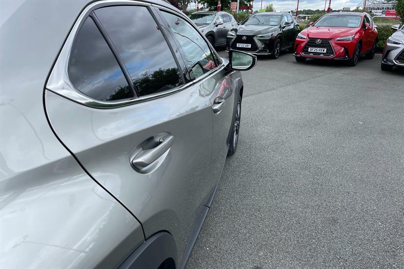 Lexus UX 2.0 250H F Sport Design E-cvt Euro 6 Ss Silver #28