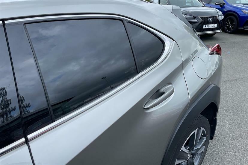 Lexus UX 2.0 250H F Sport Design E-cvt Euro 6 Ss Silver #21