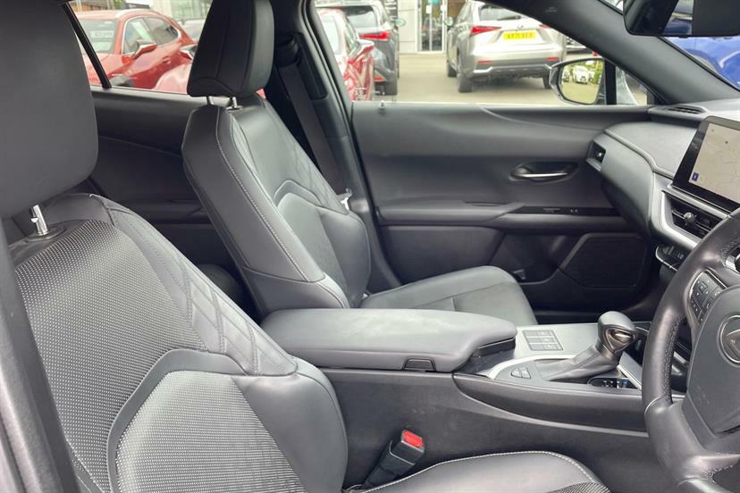 Lexus UX 2.0 250H F Sport Design E-cvt Euro 6 Ss Silver #32