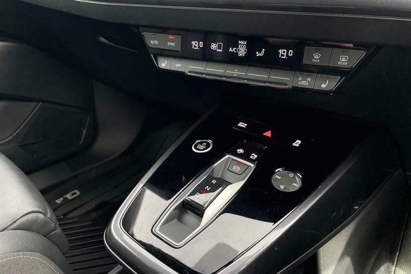 Audi Q4 E Tron 220Kw 50 Quattro 82Kwh S Line Cstech Black #11