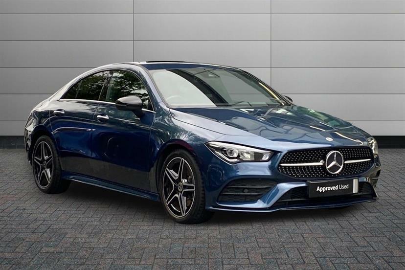 Mercedes-Benz CLA Class 200 Amg Line Premium Tip Blue