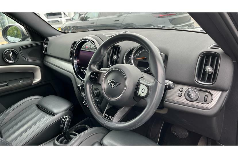 Mini Countryman 1.5 Cooper Exclusive Comfort Pack Black #4