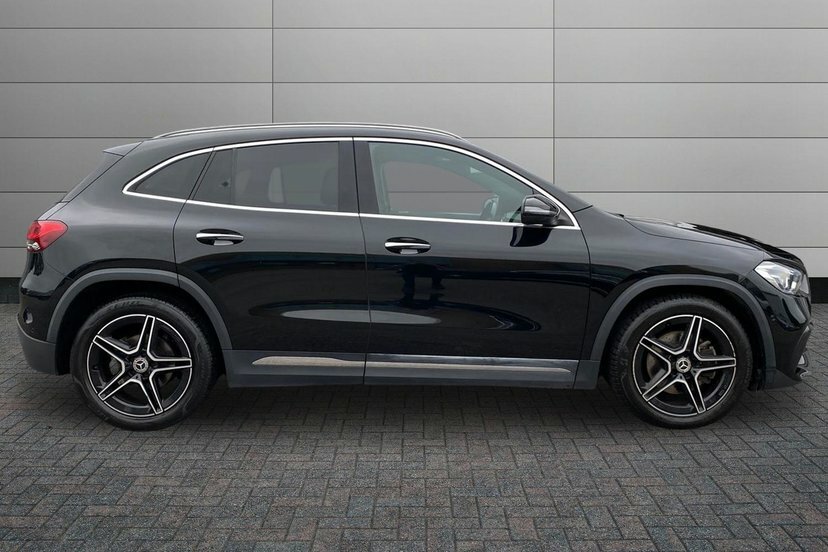 Mercedes-Benz GLA Class Gla200 Amg Line Premium KP23RDX Black #3