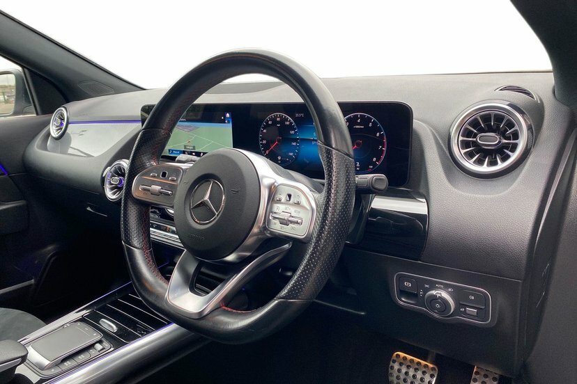 Mercedes-Benz GLA Class Gla200 Amg Line Premium KP23RDX Black #5