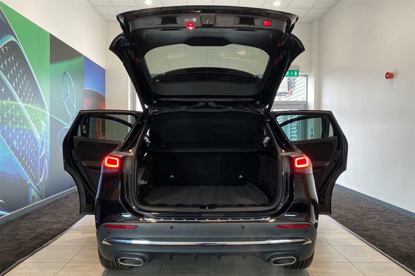 Mercedes-Benz GLA Class Gla 250E Amg Line Executive Blue #19