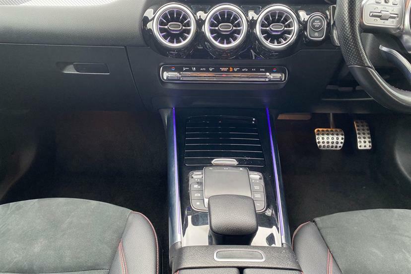 Mercedes-Benz GLA Class Gla 250E Amg Line Executive Blue #8
