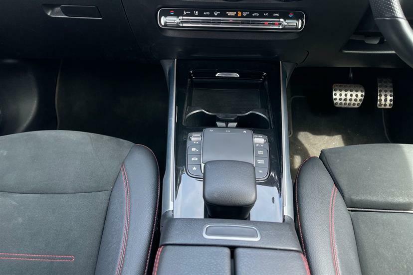 Mercedes-Benz GLB Class 35 4Matic Premium Plus 8G-tronic Grey #7