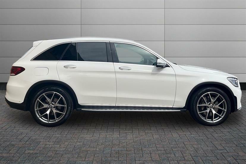 Mercedes-Benz GLC Class 300D 4Matic Amg Line Premium Pls 9G-tronic White #3