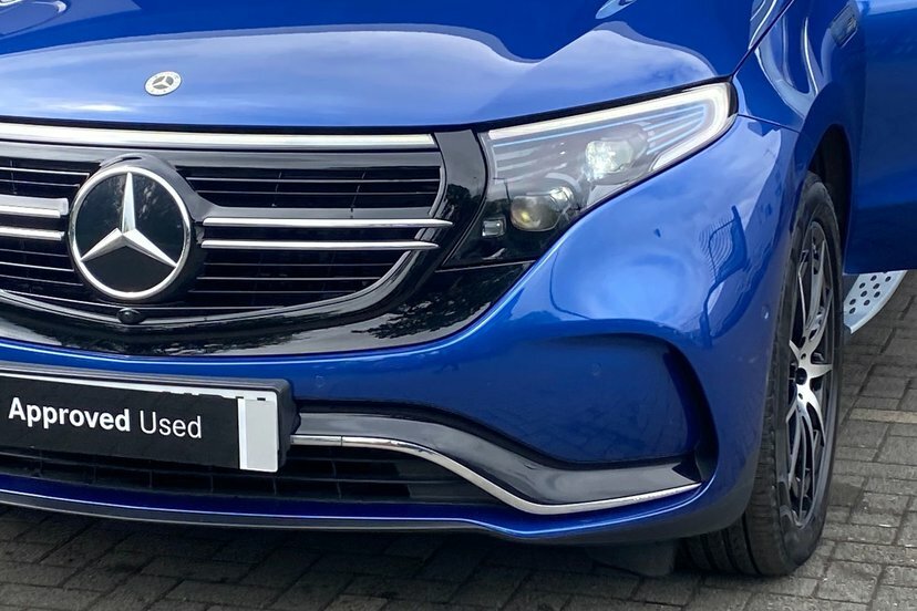 Mercedes-Benz EQC Amg Line Edition Black #32