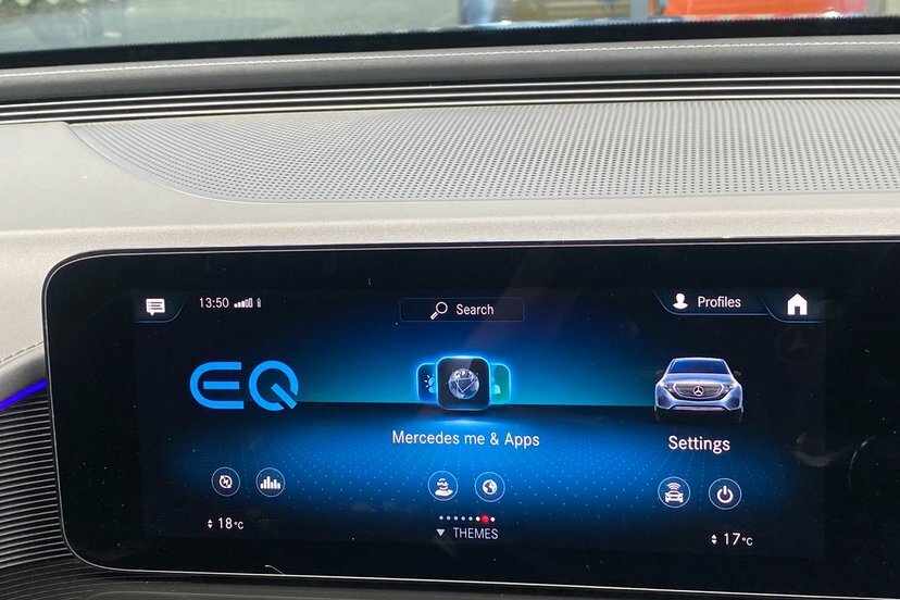 Mercedes-Benz EQC Amg Line Edition Black #48