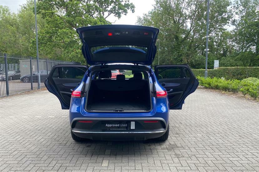 Mercedes-Benz EQC Amg Line Black #31