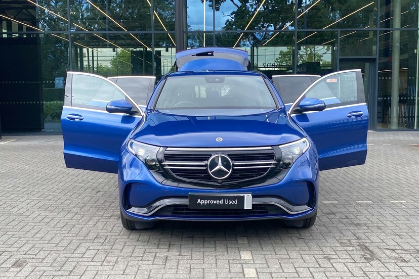 Mercedes-Benz EQC Amg Line Edition Black #33