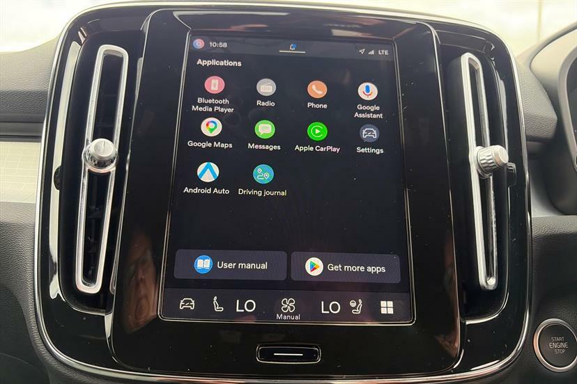 Volvo XC40 Core, B3 Mild Hybrid, Black #15