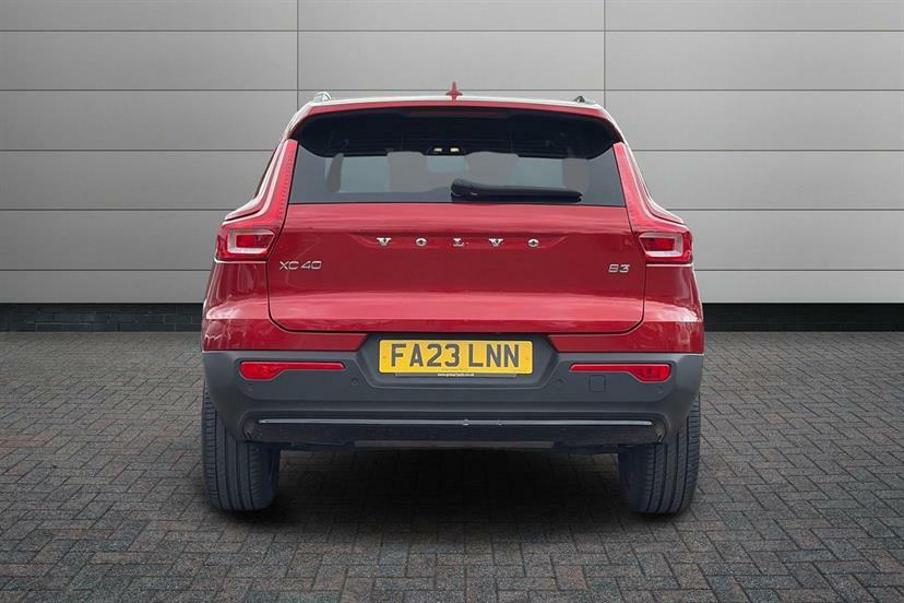 Volvo XC40 Core, B3 Mild Hybrid, Black #11