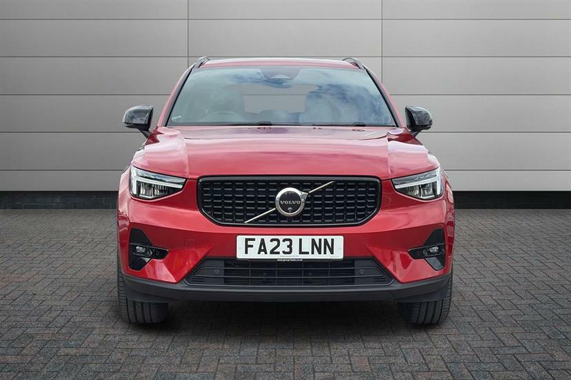 Volvo XC40 Core, B3 Mild Hybrid, Black #7