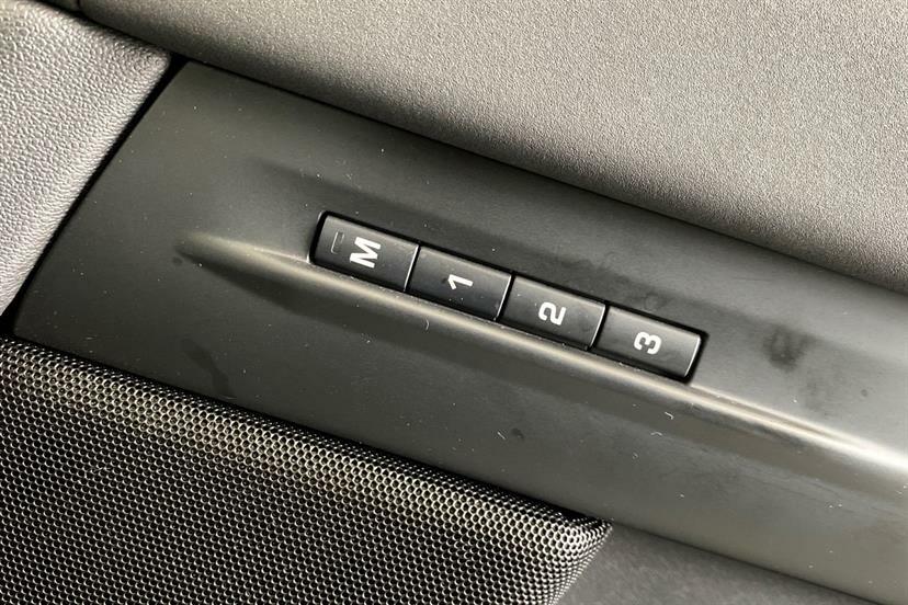 Land Rover Range Rover Evoque 1.5 P300e Evoque Edition Silver #24